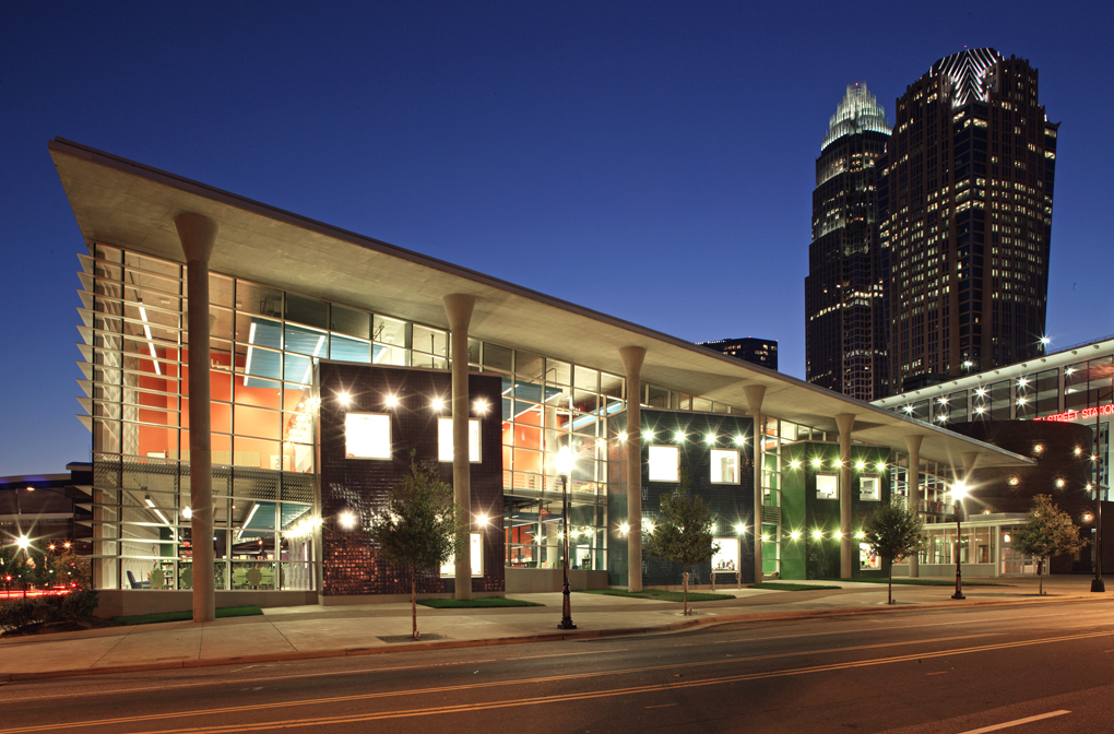 Charlotte, North Carolina - The Public Library of Charlotte & Mecklenburg County (PLCMC) and Children?s Theatre of Charlotte (CT